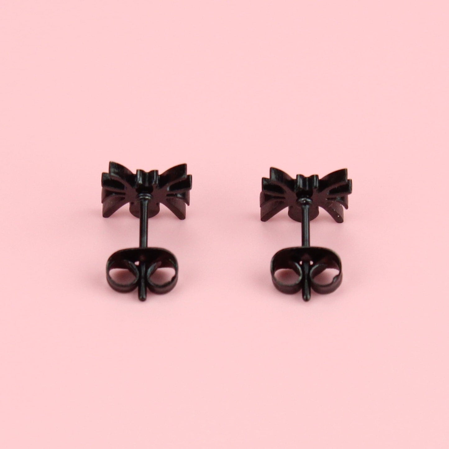 Spider Stud Earrings (Black)